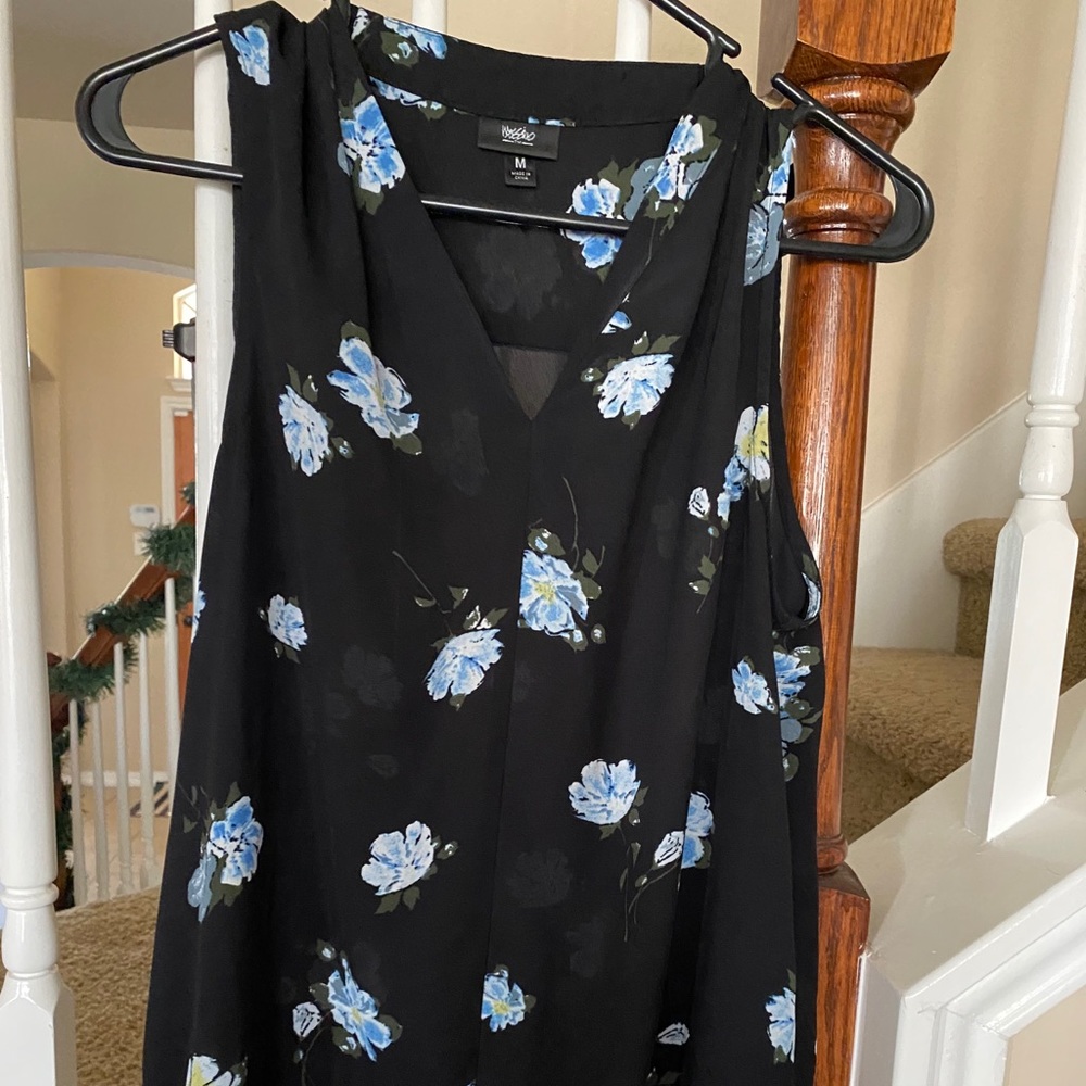 Perfect business tank!